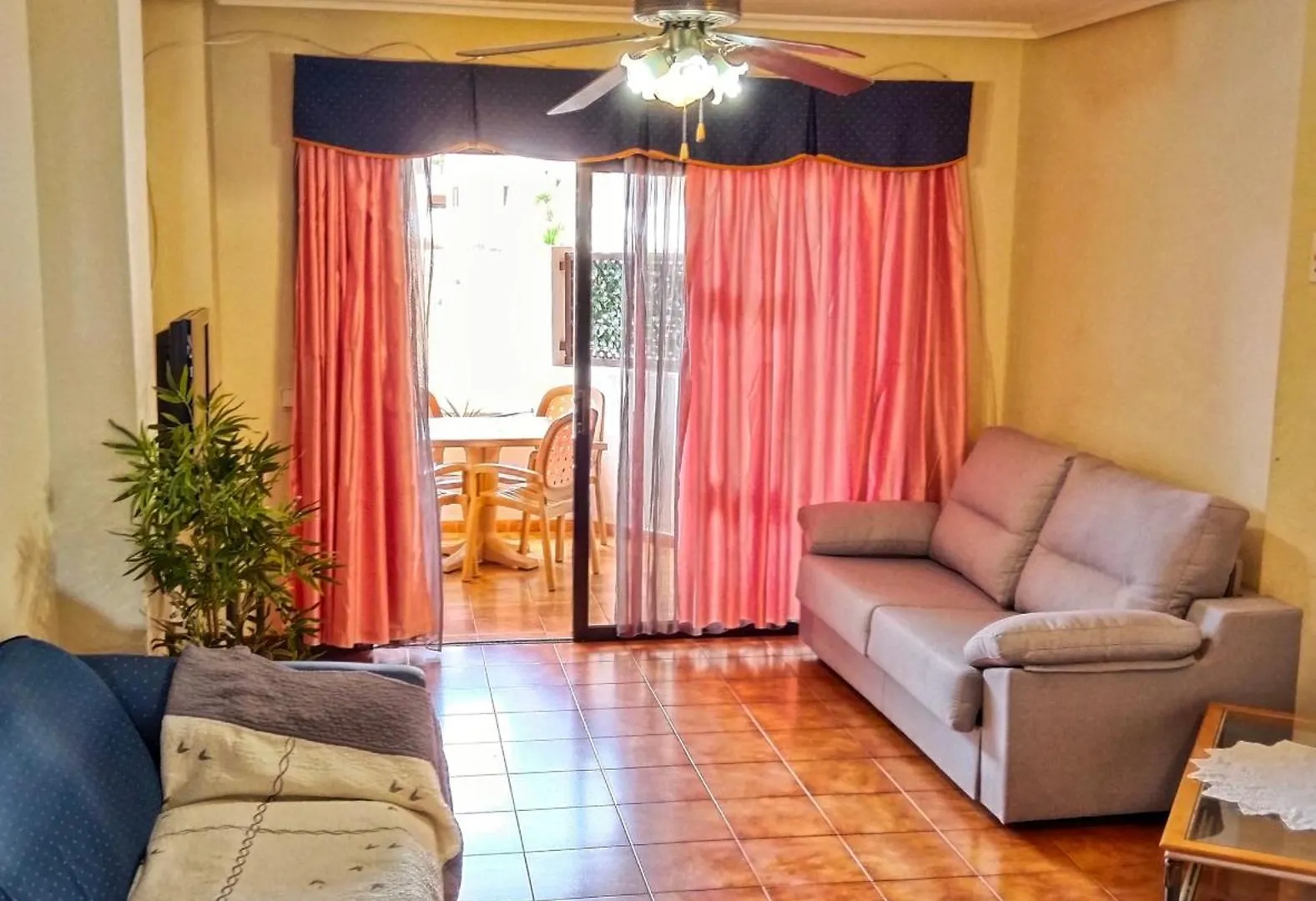 Maximar Apartment 8 Bed Places, Heated Swimmingpool Arona  Spain